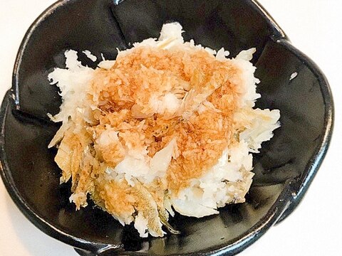 冷酒でいただきます☆氷下魚干物と辛味大根の和え物